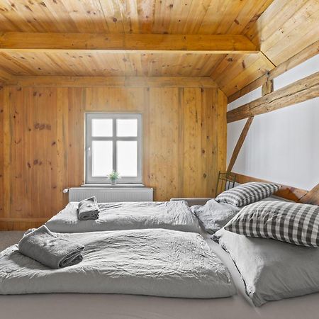 Sabina Mounteurwohnung Dachboden I 55 Zoll Tv I Schlafcouch Mit 20Cm Matraze 2 Weitere Schlafplaetze I Kueche I Bad Trebbin Exterior foto